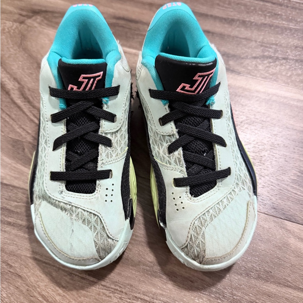 Jordan Tatum 2s size 12C!